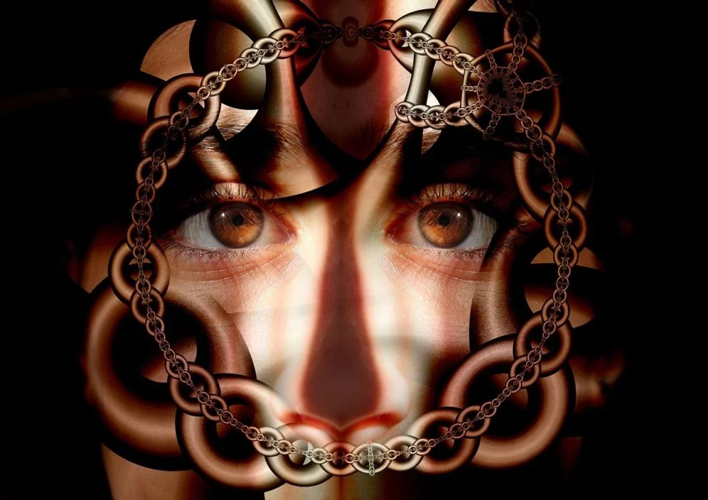chains-433541_1280