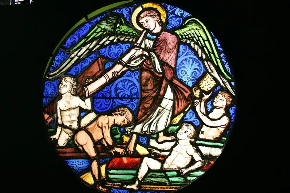 stained-glass-482408_1280