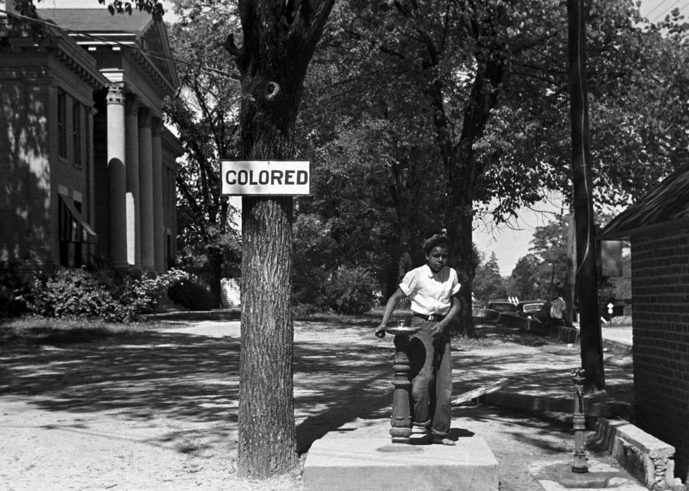 racial-segregation-67692_1280