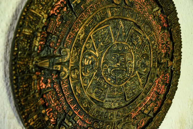 Calendario Haab maya de forma redonda